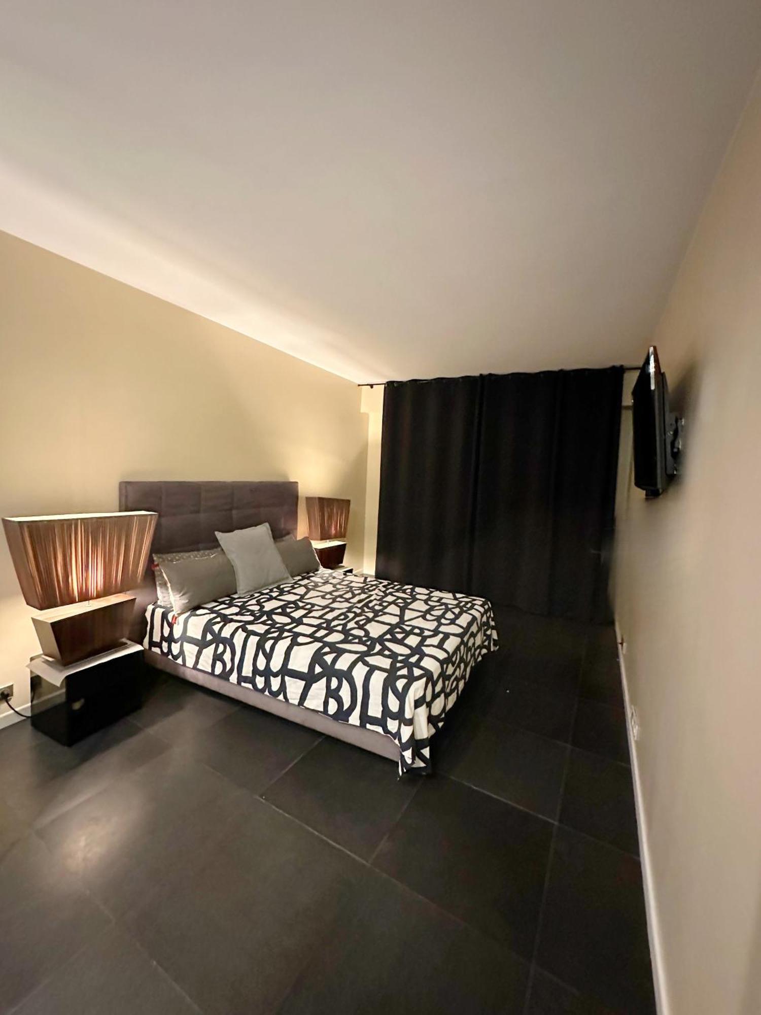 Apartament Quai De Seine Tour Eiffel Trocadero Paryż Zewnętrze zdjęcie